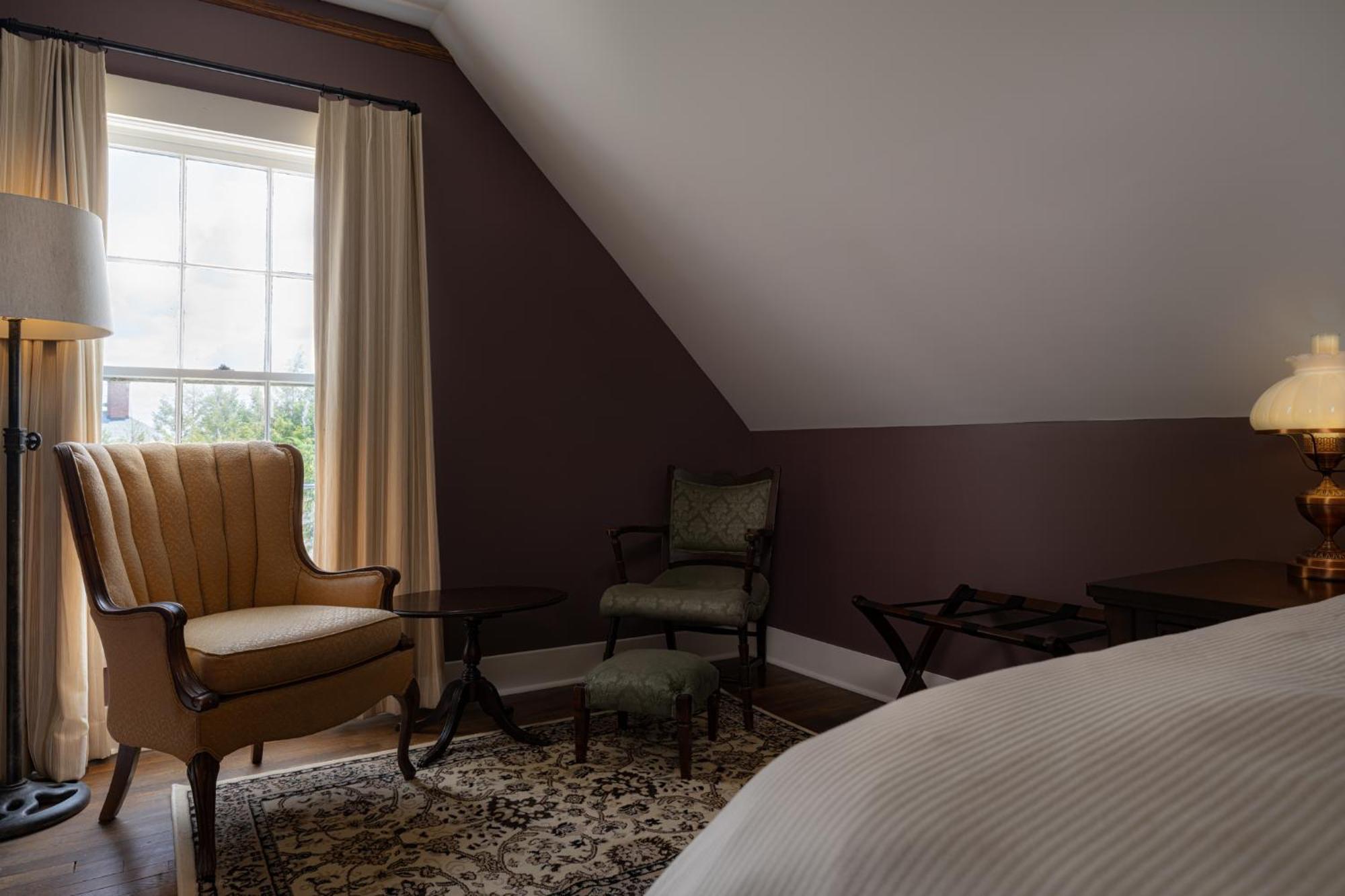 The Nuwray Hotel & Carriage House Burnsville 外观 照片