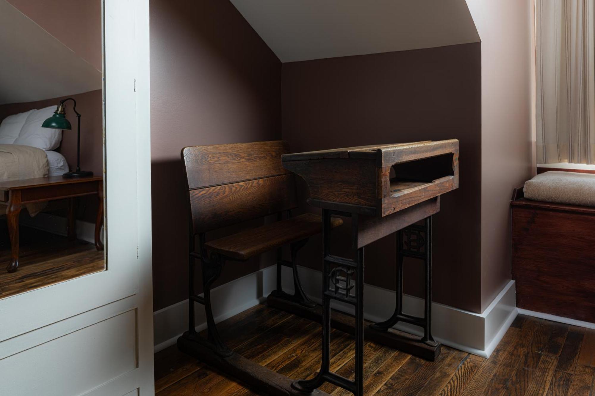 The Nuwray Hotel & Carriage House Burnsville 外观 照片