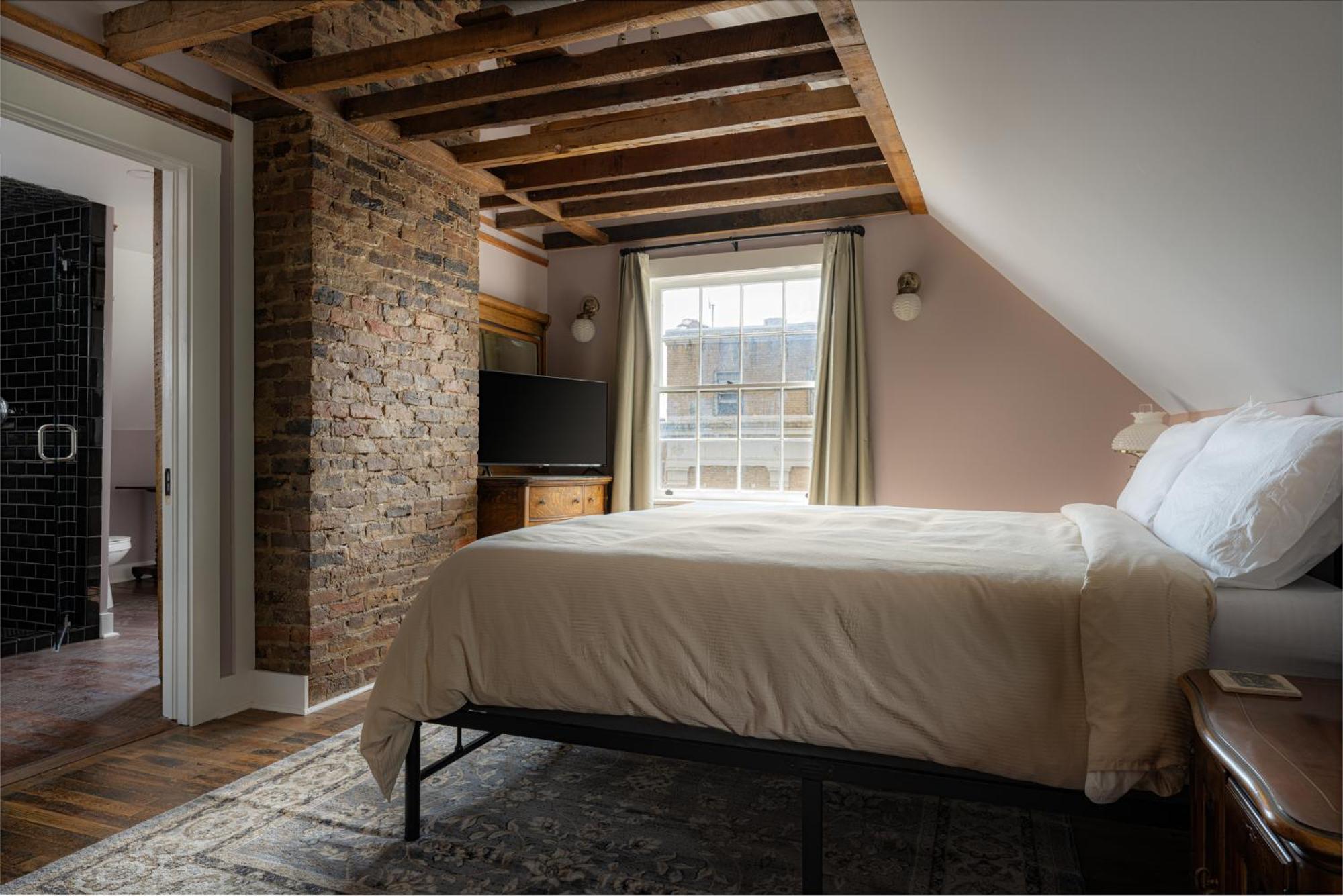 The Nuwray Hotel & Carriage House Burnsville 外观 照片