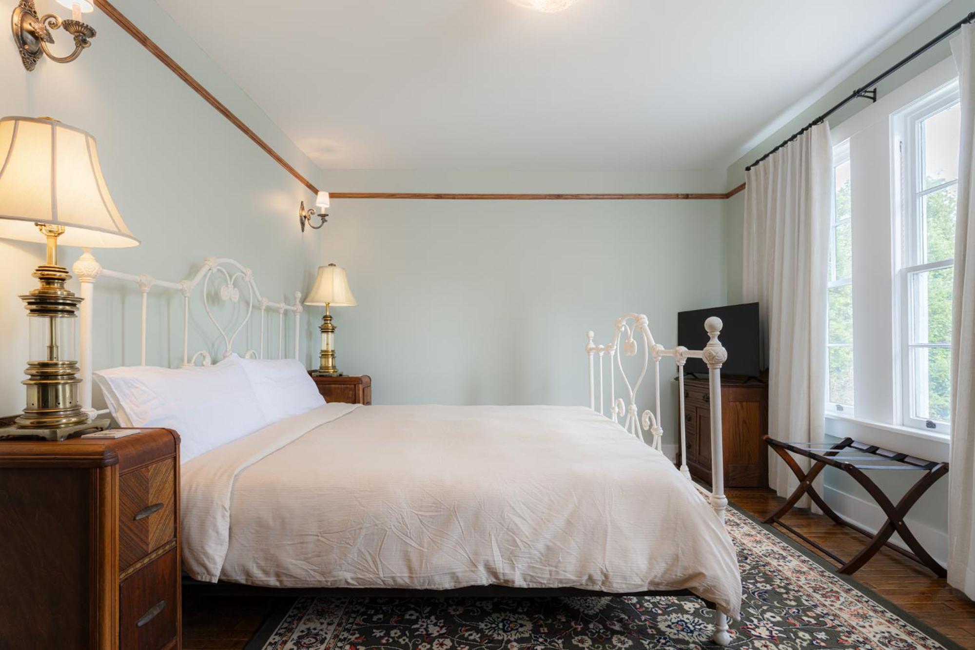The Nuwray Hotel & Carriage House Burnsville 外观 照片