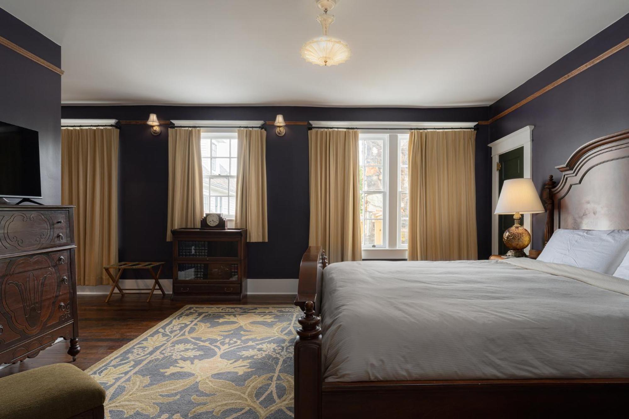 The Nuwray Hotel & Carriage House Burnsville 外观 照片